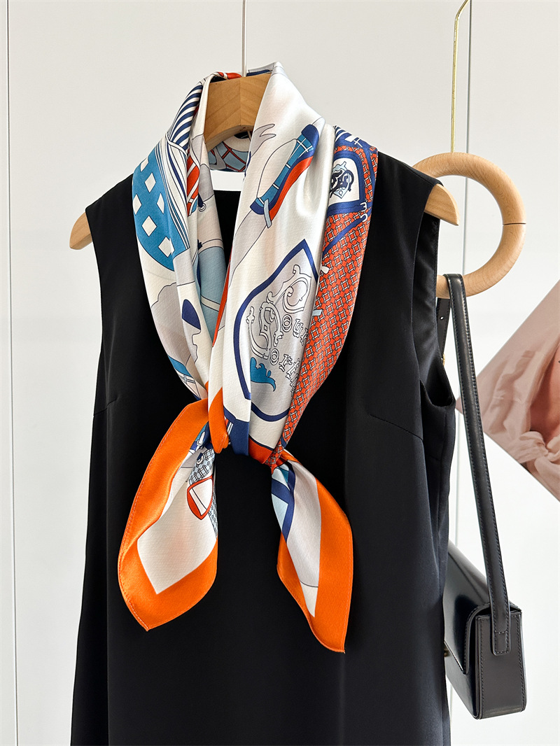 Soft Silk Scarf Women Square B - Travel Accessories Gifts For Women 评论和价格
