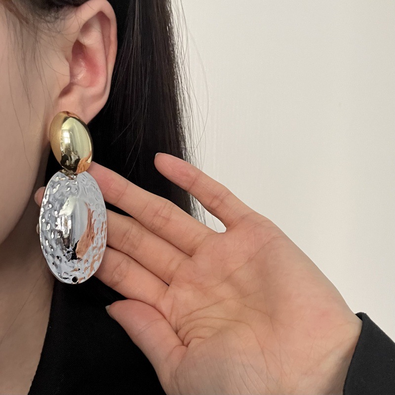 Metal Oval Drop Earrings for W - Travel Accessories Dropshipping 评论和价格